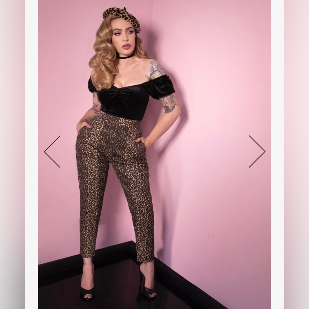 Vixen by Micheline Pitt Leopard pants size Large